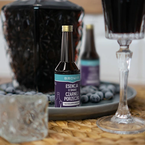 Essens med solbærsmag med naturlig aroma til 4 L - 40 ml - 9