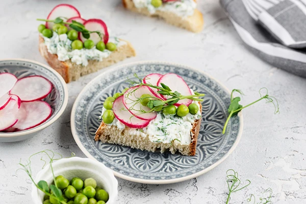 Yoghurtsmøreost til sandwich