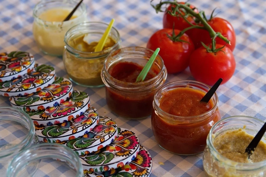 Browin Przepiśnik - Hjemmelavede saucer: ketchup, mayonnaise og sennep