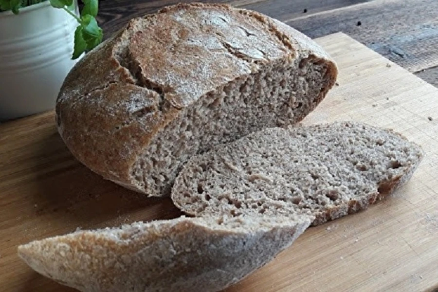 Browin Przepiśnik - Hvedebrød med fuldkornsmel