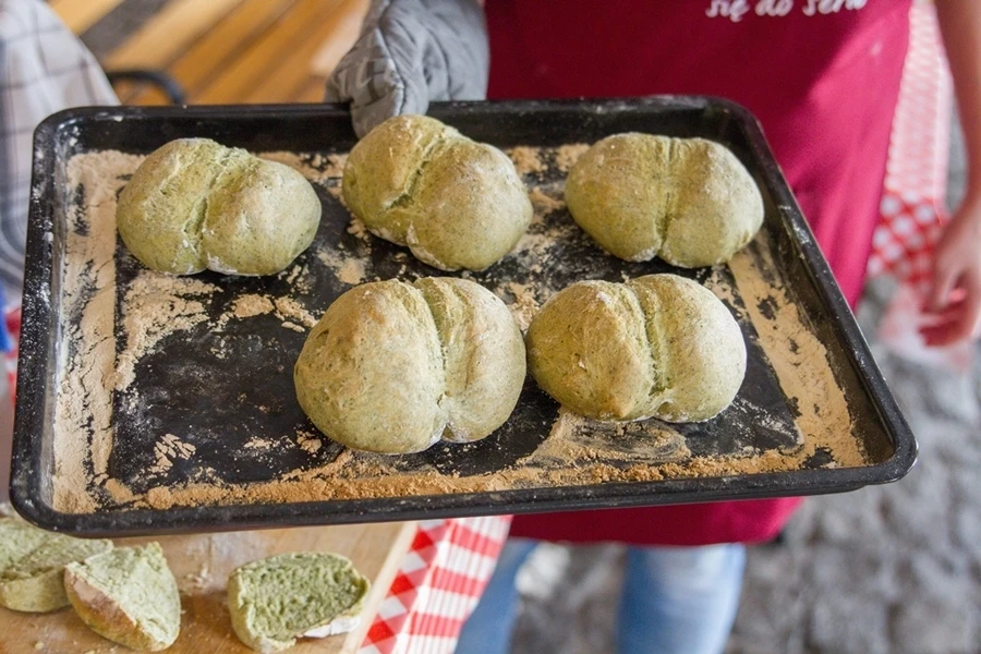 Browin Przepiśnik - Spinatbrød / Spinatboller